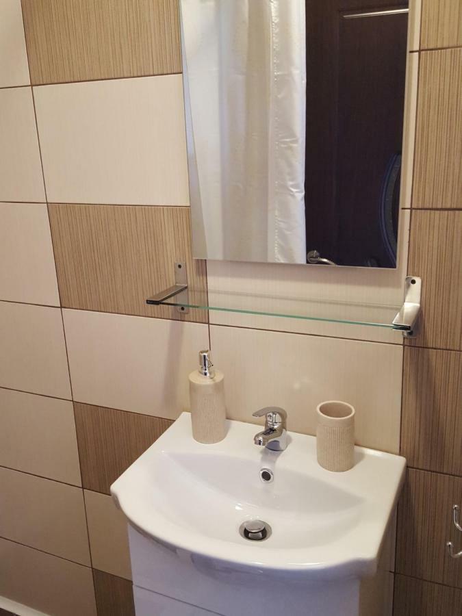Anna Vendeghaz Hotell Praid Exteriör bild